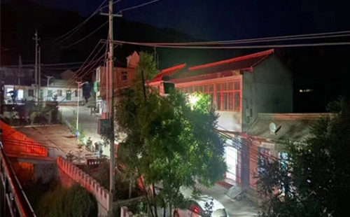 铁门关太阳能路灯在暴雪天气下的应对策略